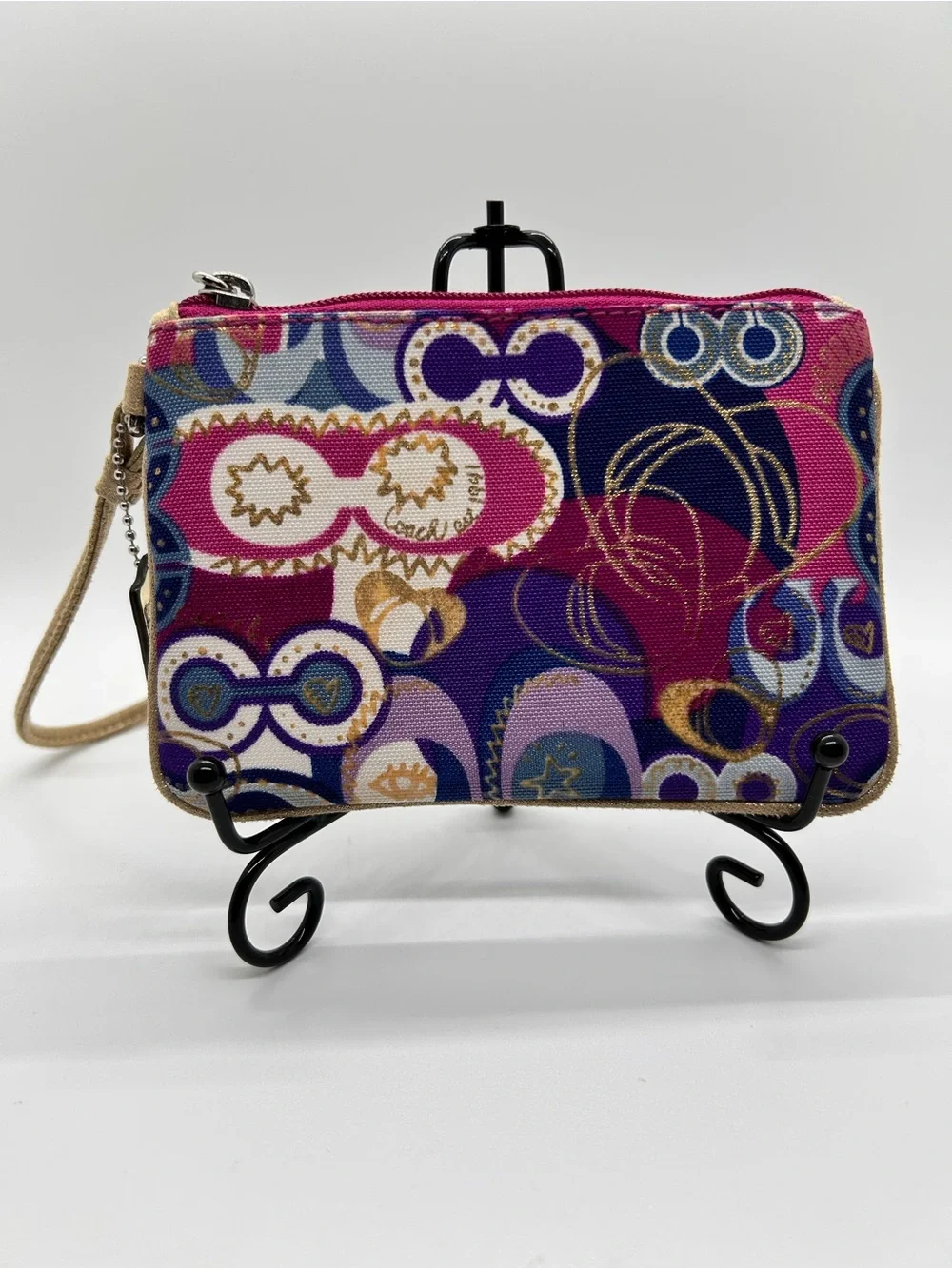 Coach Poppy Collection Vintage wristlet Pop C graffiti pattern print